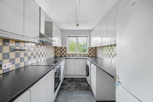 Neptune Road, Harrow, HA1, photo 2
