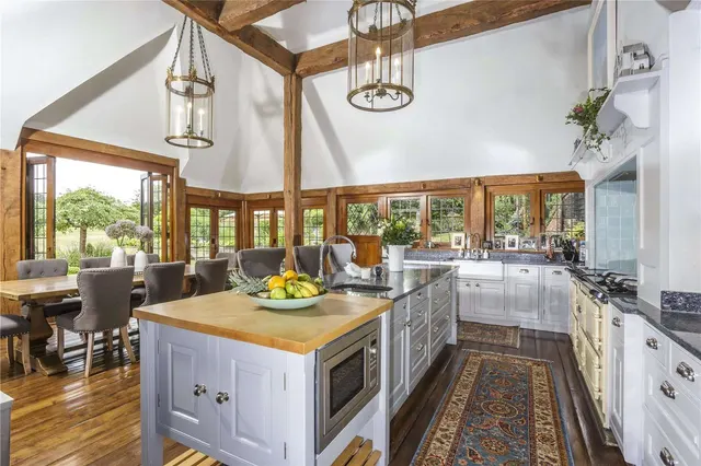 Photo 3 — Frieth Road, Marlow, Buckinghamshire, SL7 2HT