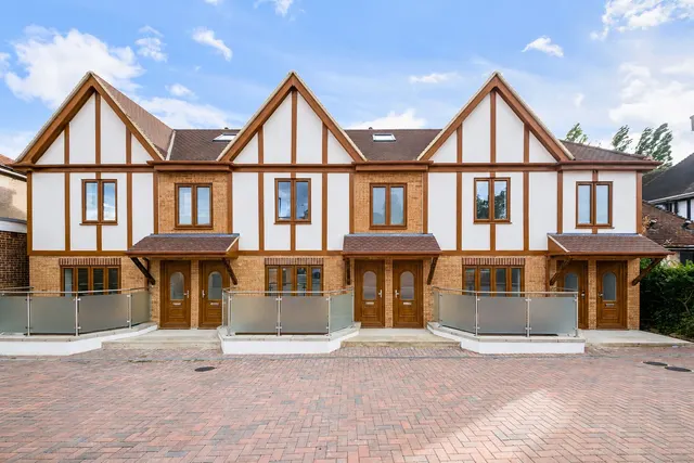 Ruislip Road, Greenford, Greater London, UB6 9QD, photo 1