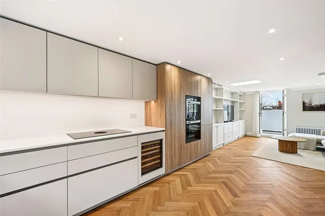 Photo 3 — Leamington Road Villas, London, W11 1HS