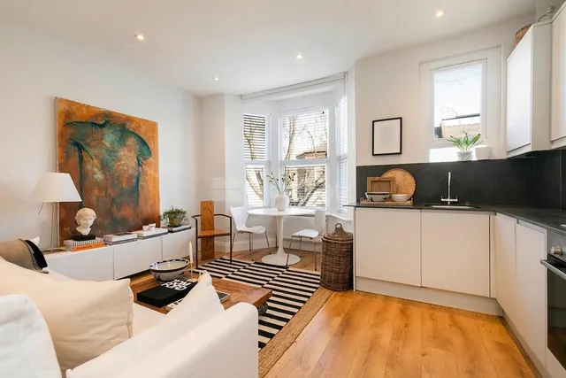College Road, Kensal Rise, NW10, photo 1