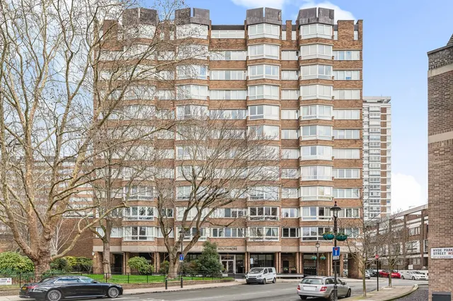 Hyde Park Crescent, London, W2, photo 2