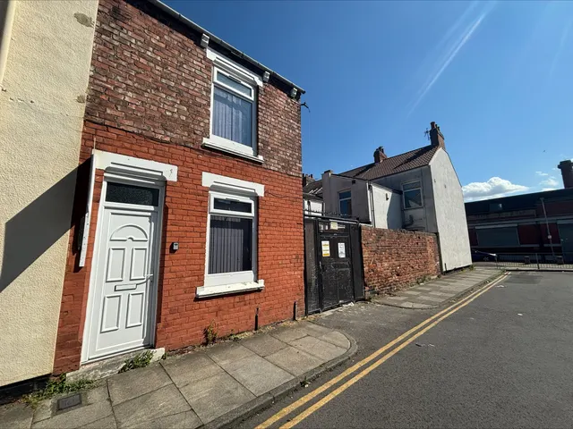 Albany Street. Middlesbrough, photo 1