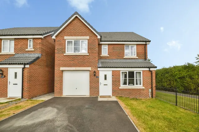 Moseley Close, Hemlington, TS8, photo 1