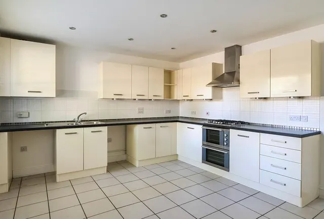Kempthorne Lane, Bath, BA2, photo 2