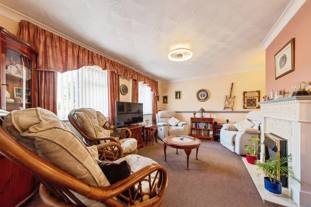 Photo 2 — Orchard Close, Helpringham, Sleaford
