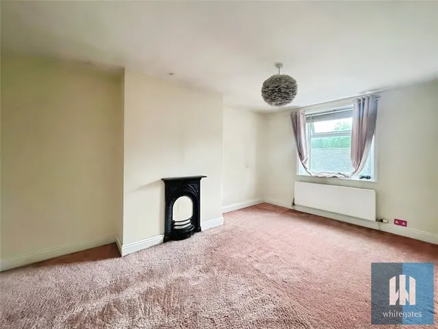 Slead Court, Hove Edge, HD6, photo 2