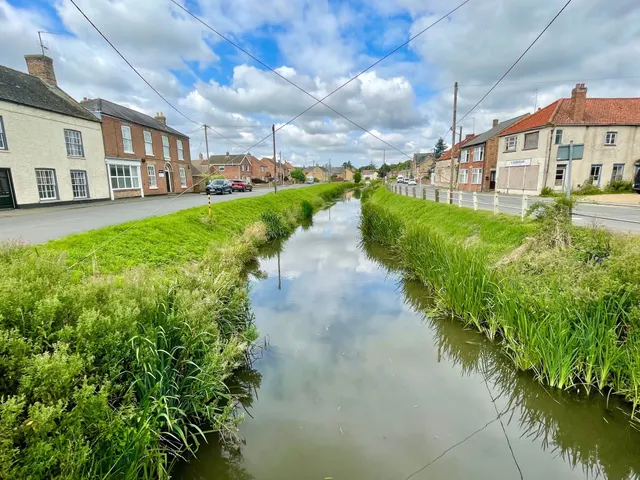 Photo 2 — Stone House Road, Upwell, Wisbech