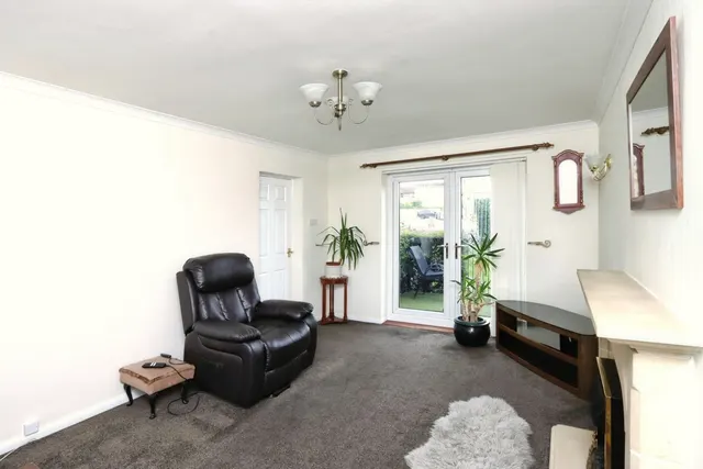 Photo 3 — William Close, Mosborough, Sheffield, S20