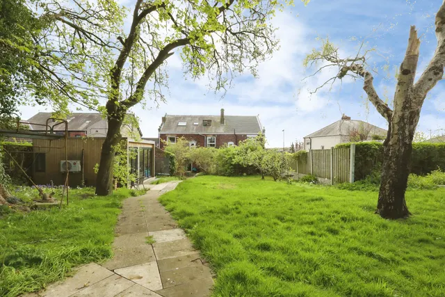 Woodhouse Road, Sheffield, S12, photo 1