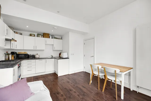 Henriques Street, Whitechapel, E1, photo 3