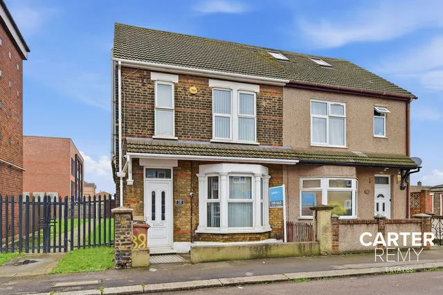 Bermuda Road, Tilbury, RM18 7DA, photo 1
