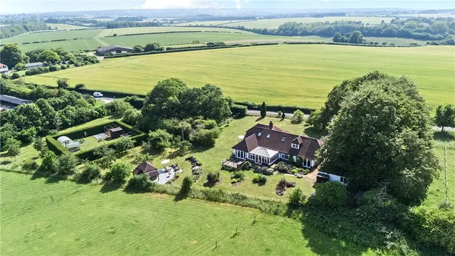 Stoke Charity Road, Kings Worthy, SO21, photo 1