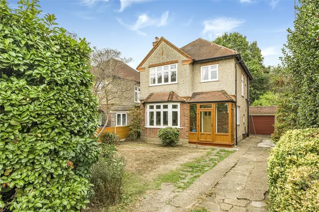 Nursery Road, Sunbury-On-Thames, TW16, photo 1