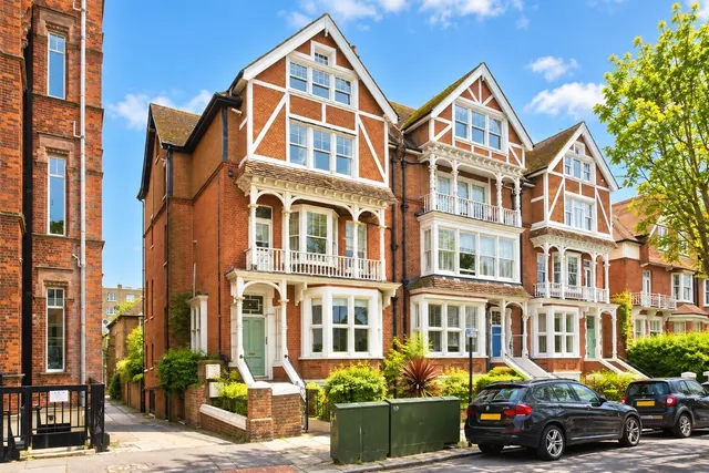 Fourth Avenue, Hove, BN3, photo 1