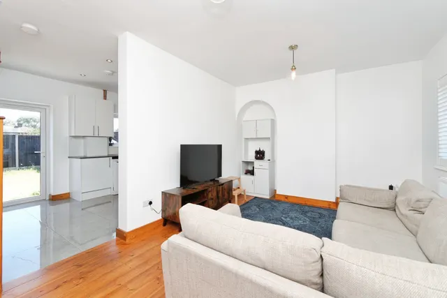 Brookehowse Road, London, SE6, photo 3