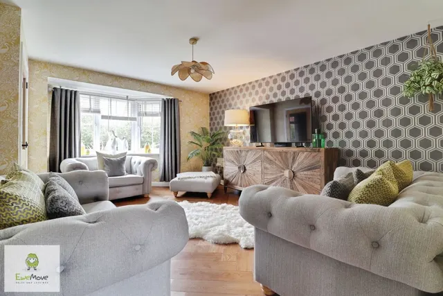 Poyner Drive, Hednesford, WS12, photo 3