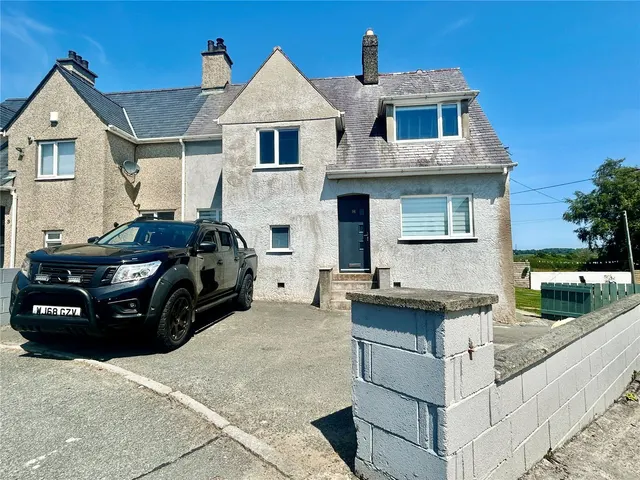 Rhosmeirch, Llangefni, LL77, photo 1