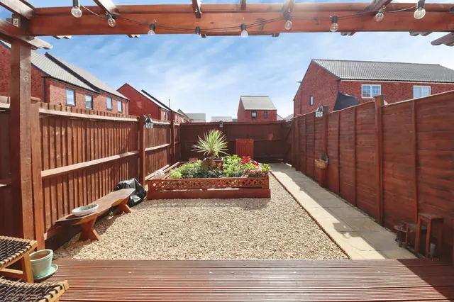 Warner Lane, Yate, BS37, photo 2