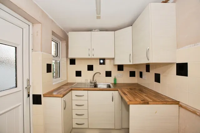 Prince Street, Burnley, BB11, photo 3