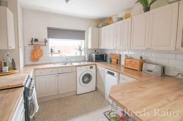 Photo 3 — Girton Road, Ellesmere Port, Cheshire, CH65