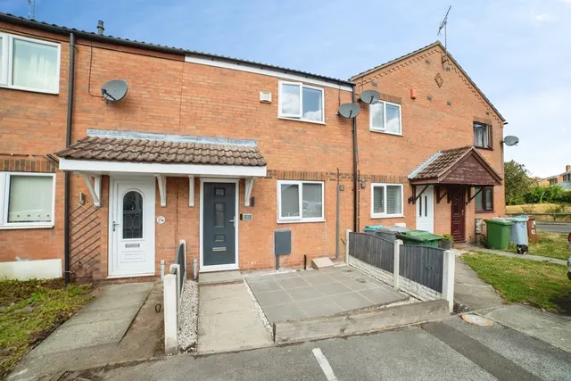 Vera Crescent, Rainworth, Mansfield, Nottinghamshire, NG21, photo 1