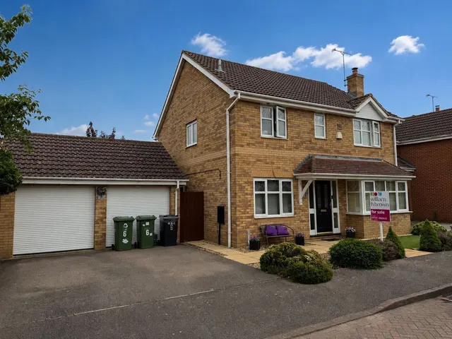 Ford Close, Yaxley, PETERBOROUGH, photo 1