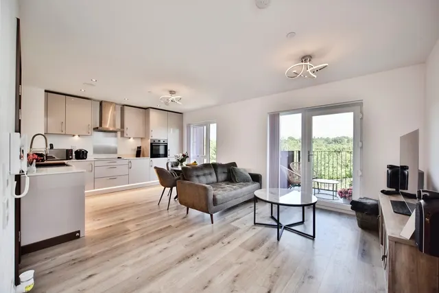 Mill Wood, Maidstone, ME14, photo 1