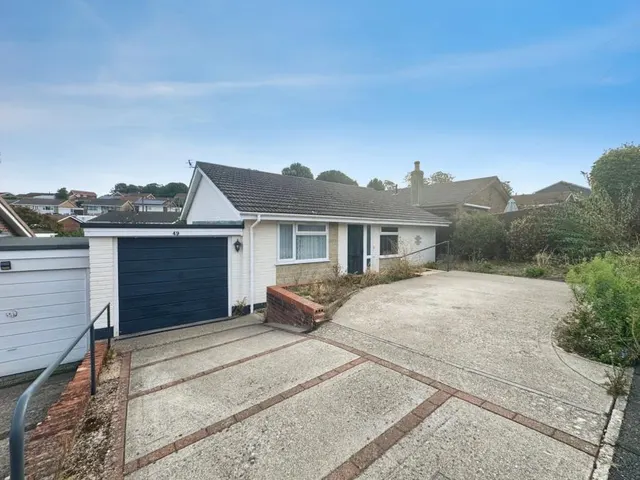 Sylvan Avenue, East Cowes, PO32, photo 1