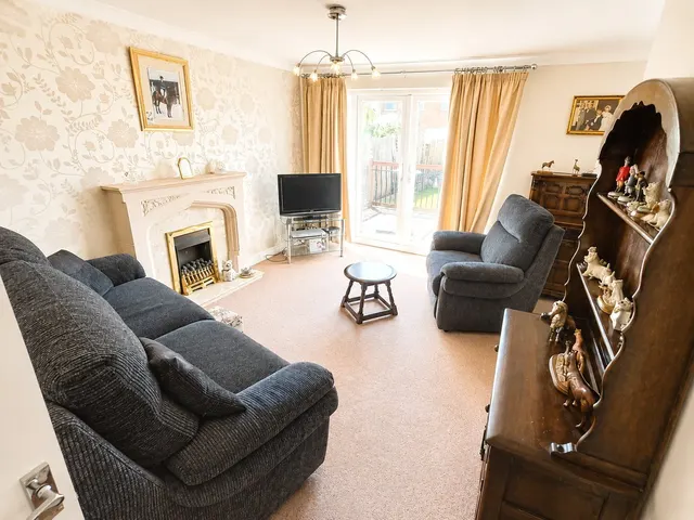 Photo 2 — Bromley Close, Hednesford, Cannock, Staffordshire, WS12