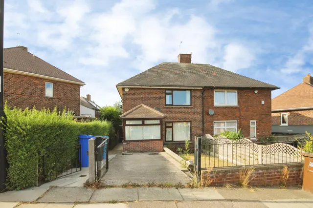 Monteney Road, Sheffield, S5, photo 1