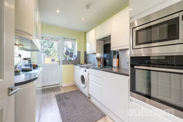 Stonehouse Close, Headless Cross, B97, photo 3