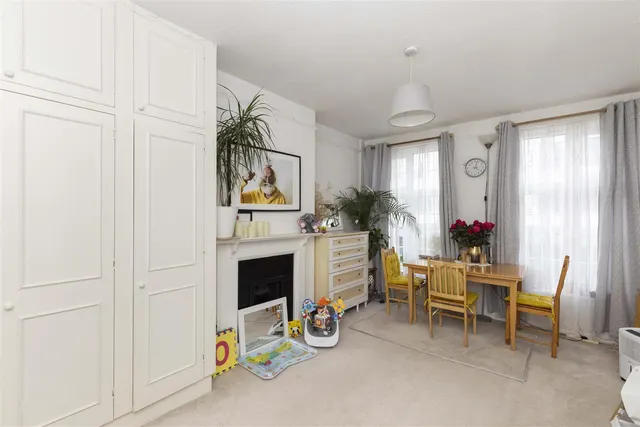 Colston Road, East Sheen, SW14, photo 3