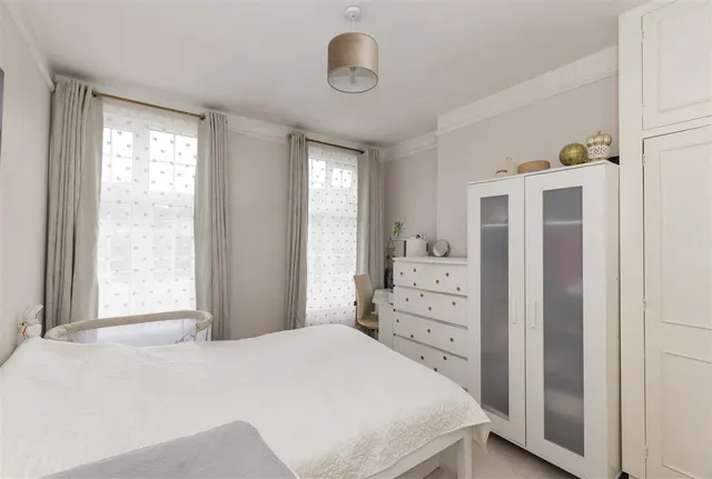 Colston Road, East Sheen, SW14, photo 2