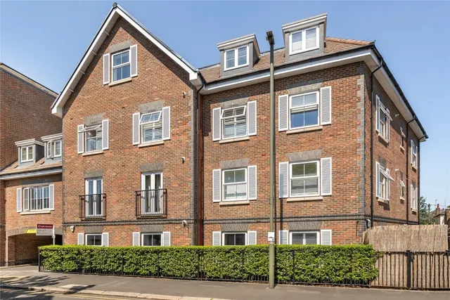 Bridge Street, Walton-on-Thames, KT12, photo 1