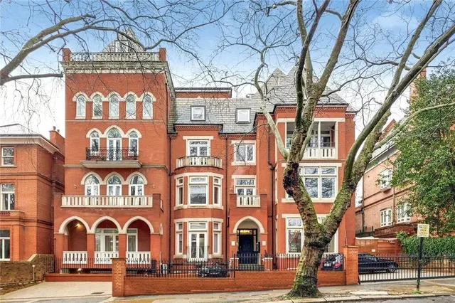 Fitzjohns Avenue, Hampstead, NW3, photo 1