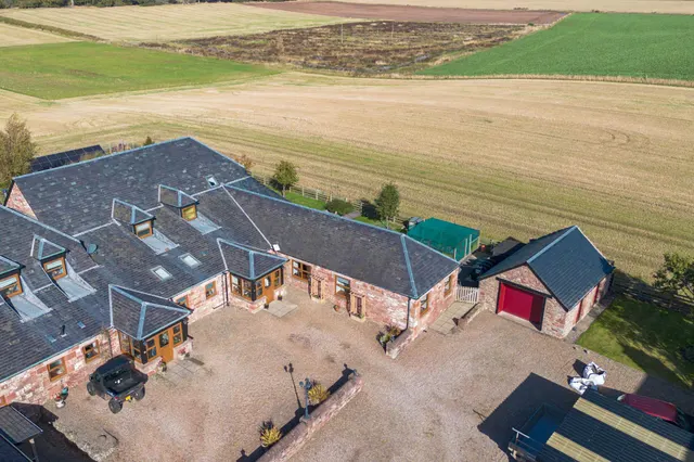 5 bedroom house, Peathill Steadings, Careston, DD9