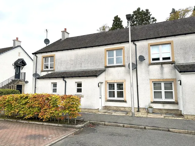 Corthie Court, Stoneywood, FK6, photo 1