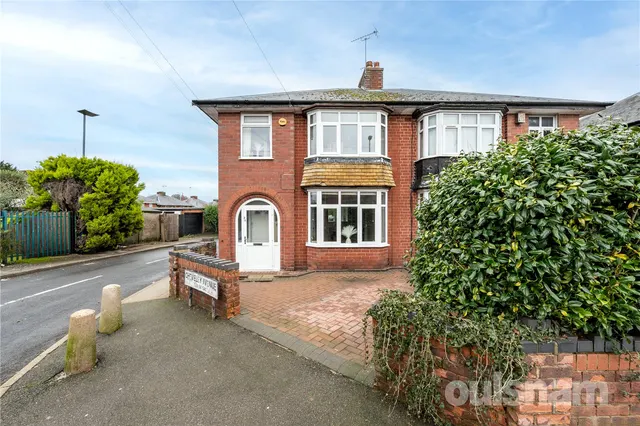 Ashill Road, Rednal, Birmingham, West Midlands, B45 9RB, photo 1