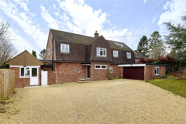 Bacombe Lane, Wendover, HP22, photo 1