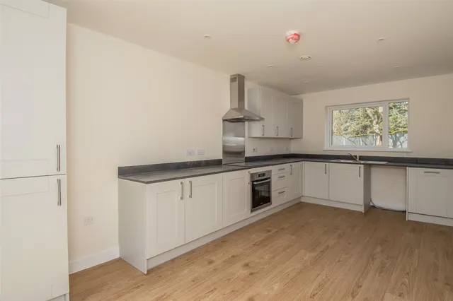 Photo 2 — Burcot Close, Bromsgrove, B60 1FF