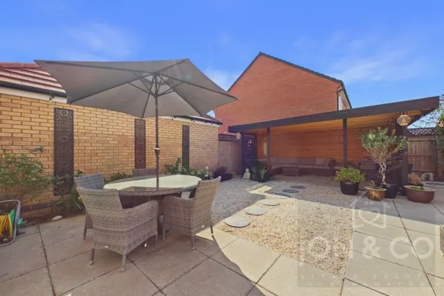 Copsewood, Overstone Gate, NN6, photo 2