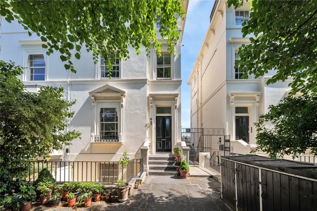 Photo 2 — Blomfield Road, London, W9