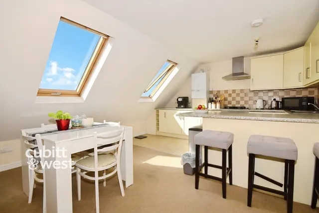 Orchard Street, Chichester, PO19, photo 2