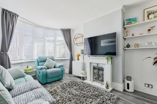 Photo 2 — Eastlands Grove, Coundon, Coventry, CV5