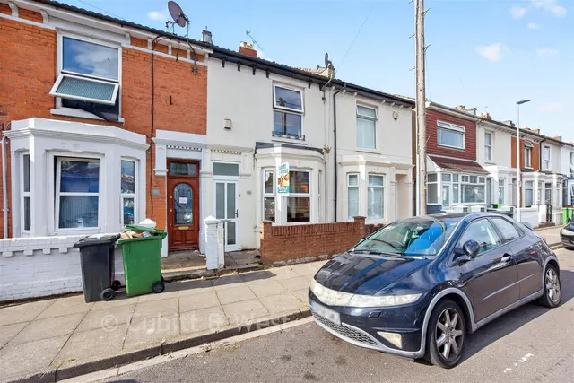 Eastfield Road, Southsea, PO4, photo 1