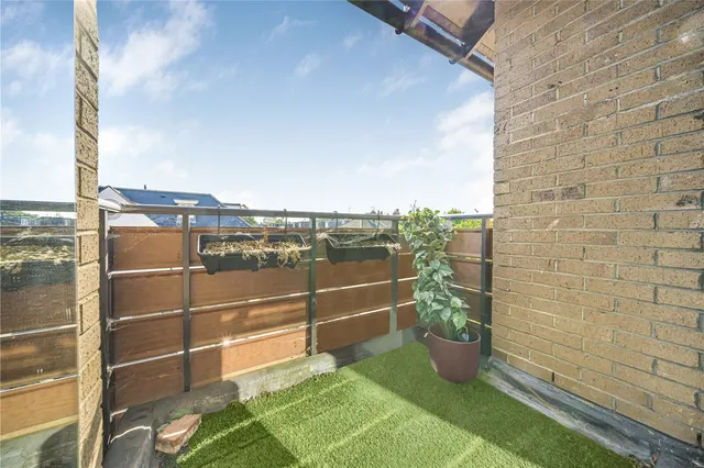 Field Lane, Teddington, TW11, photo 3