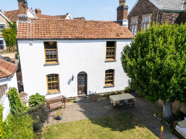 Heywood Terrace, Pill, BS20, photo 1