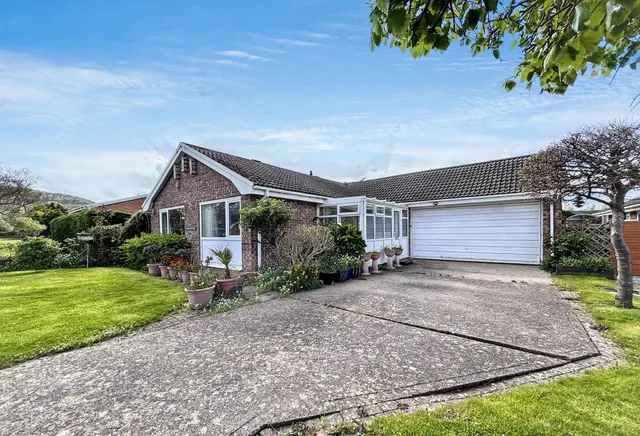 Heol Bodran, Abergele, Conwy, LL22 7UW, photo 1