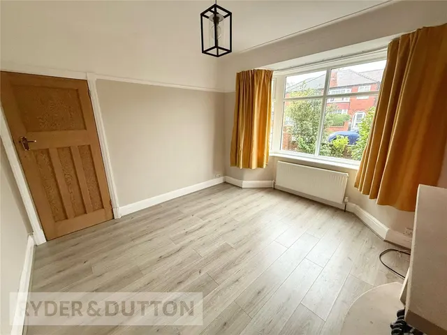 Owler Lane, Chadderton, OL9, photo 3